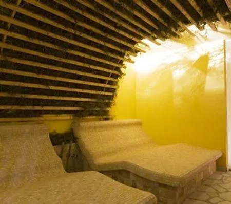 Arnica Mountain Hotel 3*