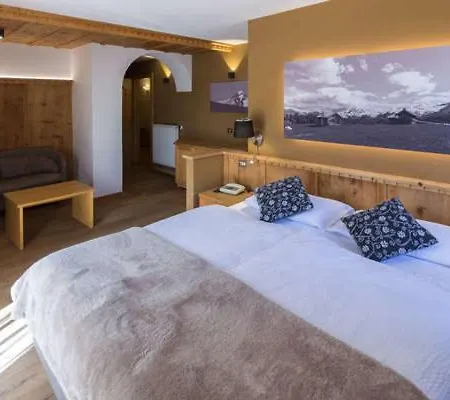Arnica Mountain Hotel 3*